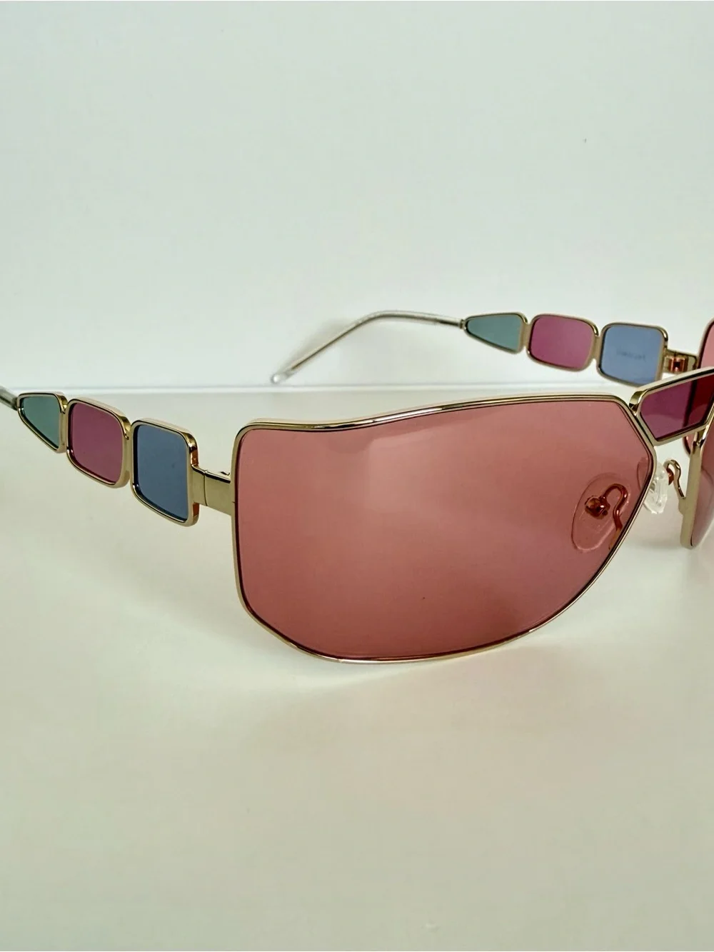 NEW!!! MO European brand women pink sunglasses Retail 350$